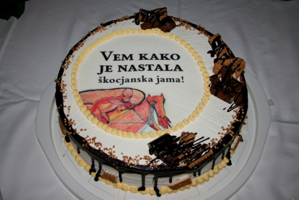 Slastna torta za konec (foto: Vanja Debevec)