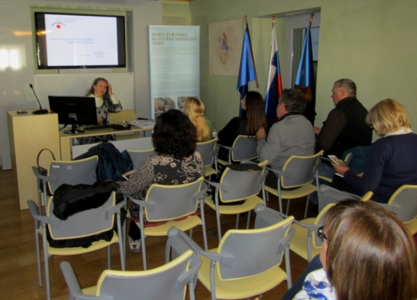 Ernesta Drole, vodja ZVKDS OE NG (foto: Darja Kranjc) Ernesta Drole, vodja ZVKDS OE NG (foto: Darja Kranjc)