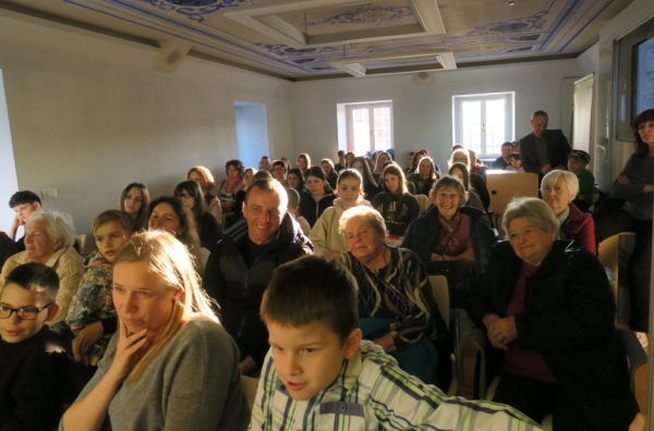 Zbrano občinstvo (foto: Laura Novak)