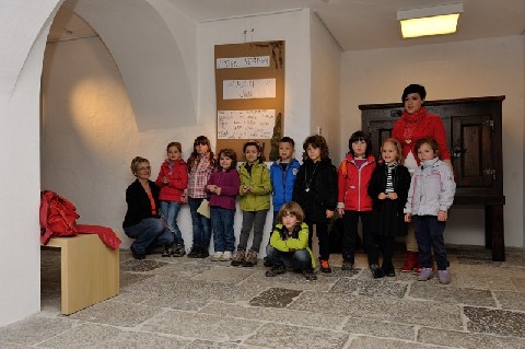 Zajčki iz Vrtca Sežana (foto: Borut Lozej) Zajčki iz Vrtca Sežana (foto: Borut Lozej)